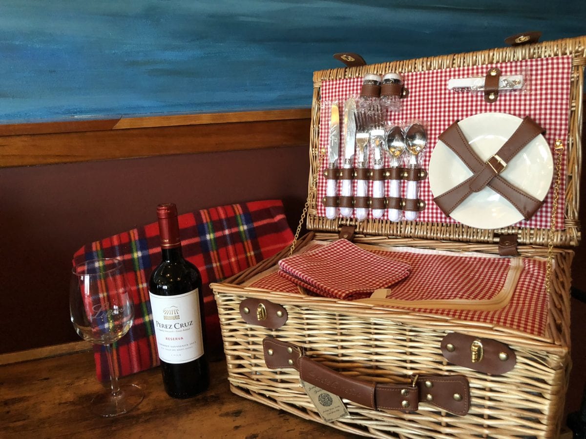 Leo’s Picnic basket